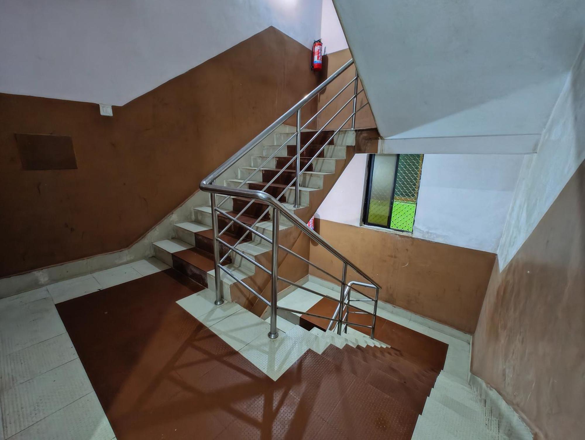 Goroomgo Samrat Palace Puri Near Sea Beach With Parking Facilities - Restaurant Available - Couple Friendly Экстерьер фото