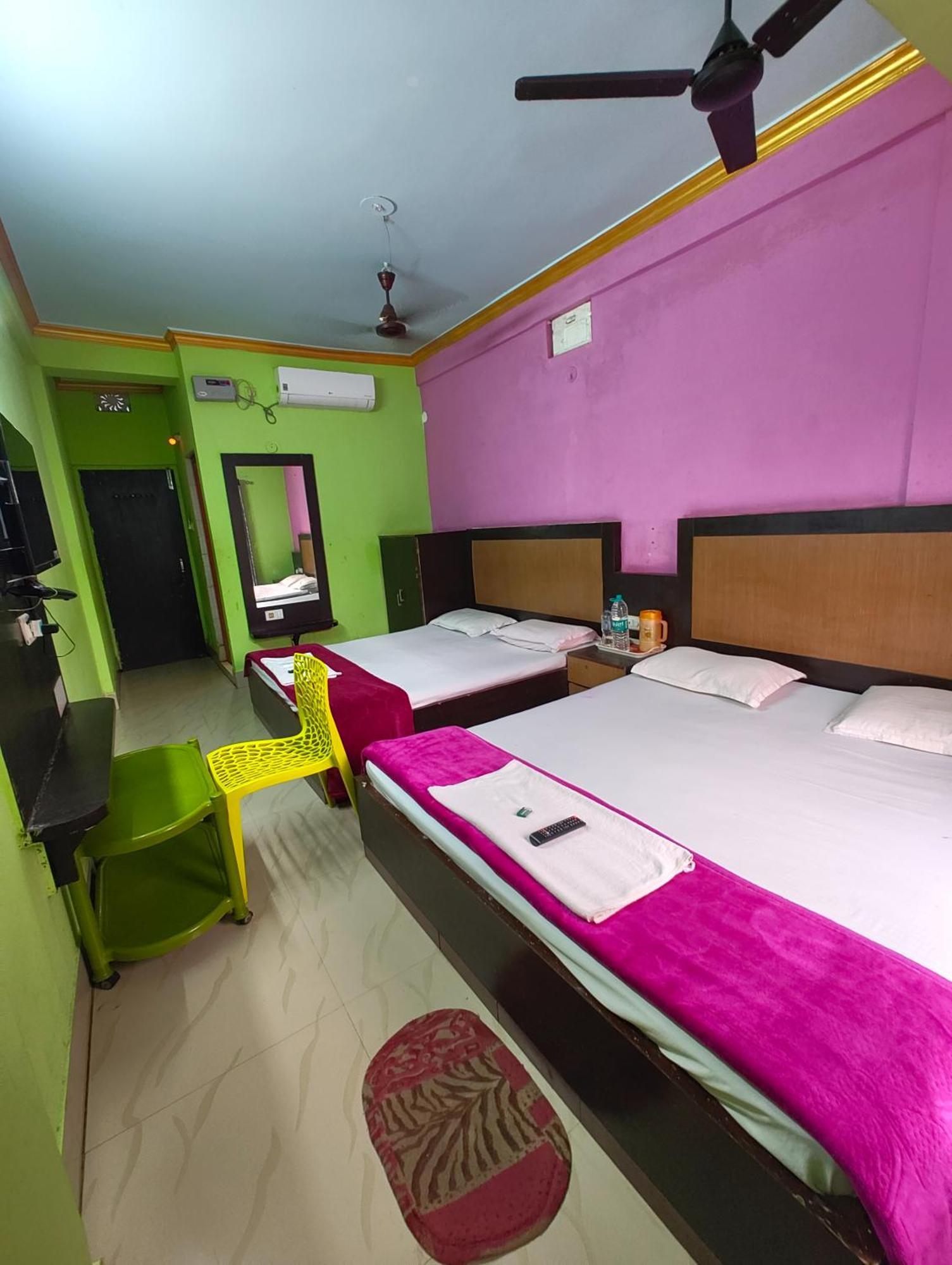 Goroomgo Samrat Palace Puri Near Sea Beach With Parking Facilities - Restaurant Available - Couple Friendly Экстерьер фото