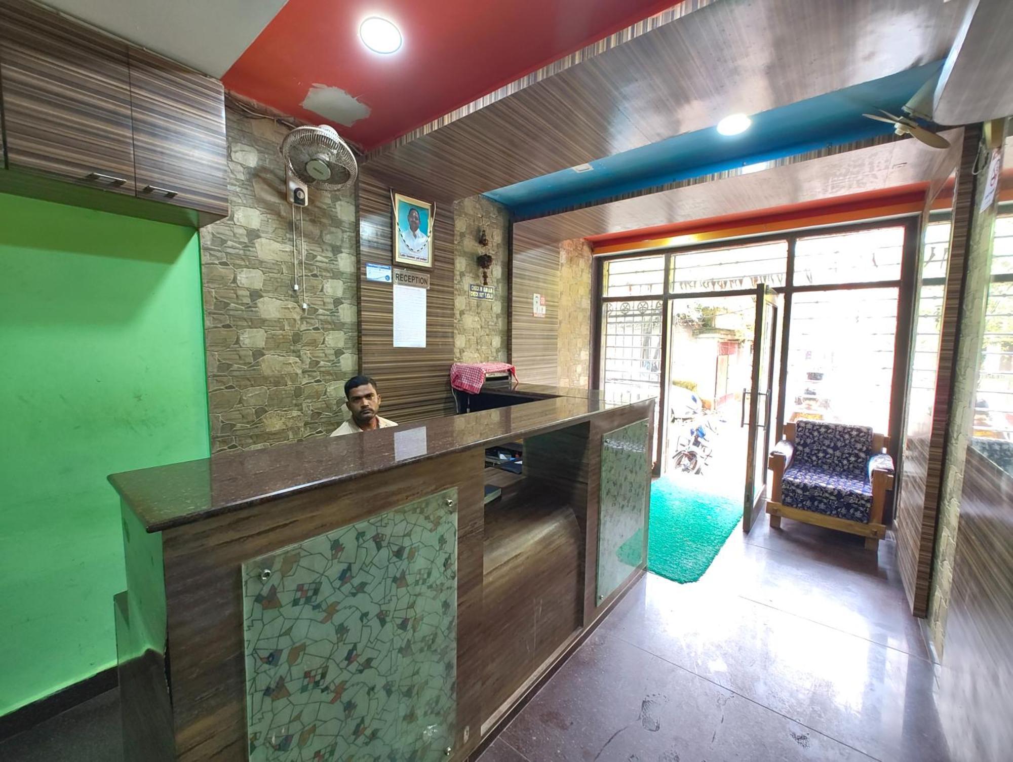 Goroomgo Samrat Palace Puri Near Sea Beach With Parking Facilities - Restaurant Available - Couple Friendly Экстерьер фото